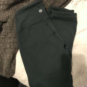 Lululemon reversible crops